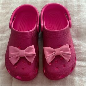 Women’s  Pink Glitter Bow Crocs